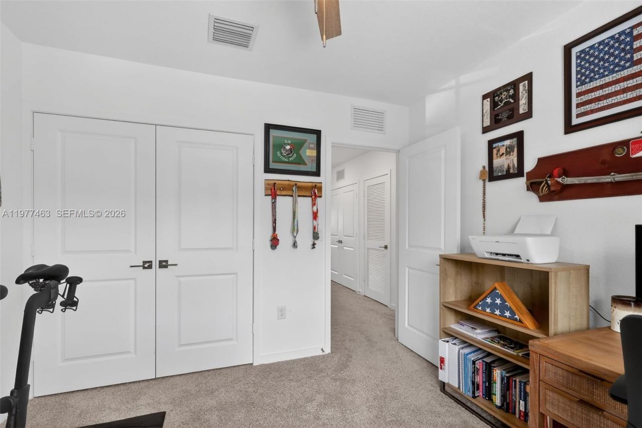 20868 NW 9th Path, Miami Gardens, FL 33169 Photo