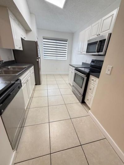 150 NW 96th Ave, Unit 9-302, Pembroke Pines, FL 33024 Photo