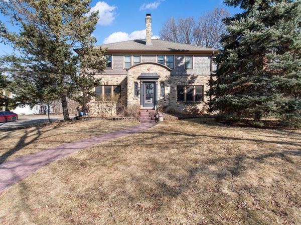 6326 W Wells STREET, Wauwatosa, WI 53213