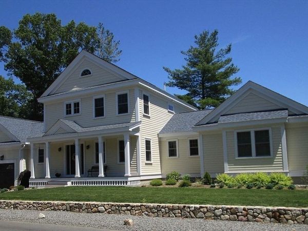 67 Conant St, Concord, MA 01742