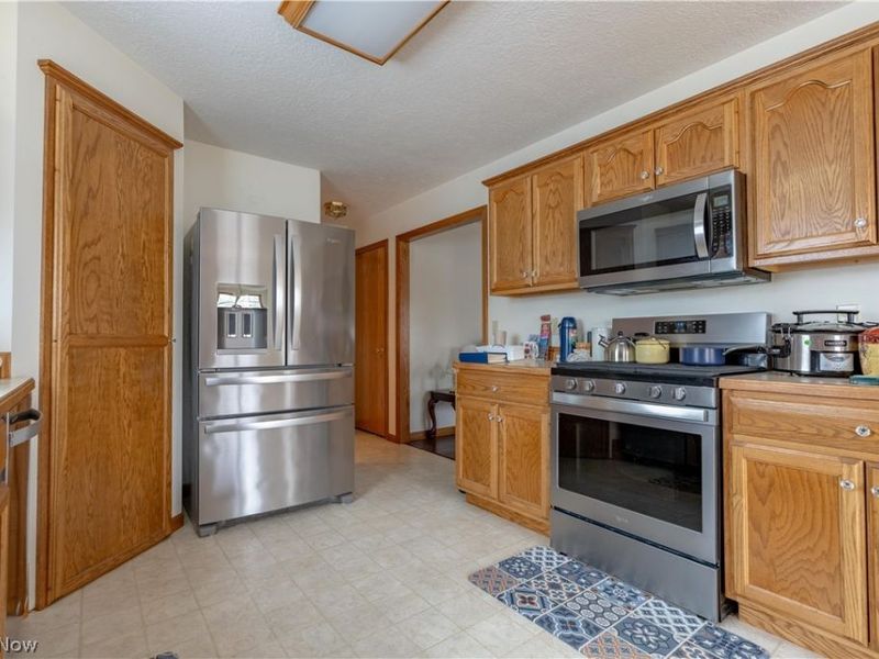 4044 Cinwood Street NW, Massillon, OH 44646 Photo 18