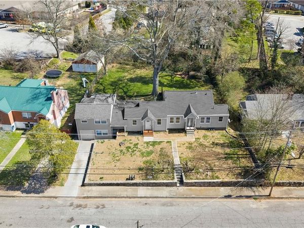 2950 Semmes Street , Atlanta, GA 30344