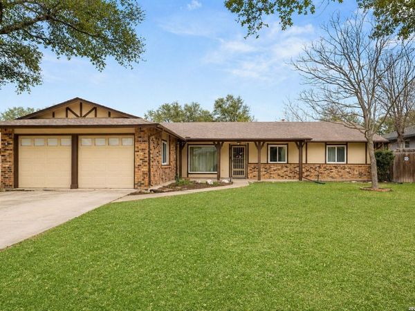 4627 Barhill, San Antonio, TX 78217