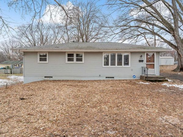 3231 Zane Avenue N, Crystal, MN 55422