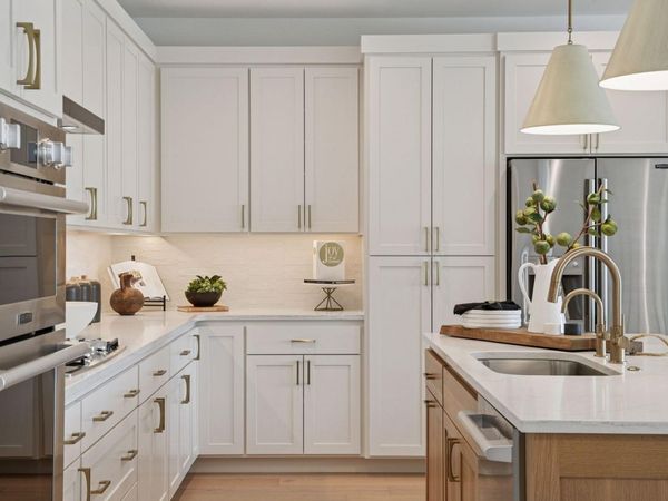 5621 Buffington Lane , Shorewood, MN 55331