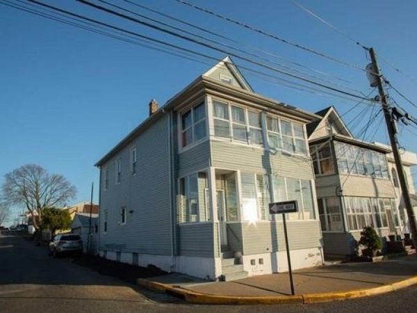 35 East Pl, Unit 2, Lodi, NJ 07644