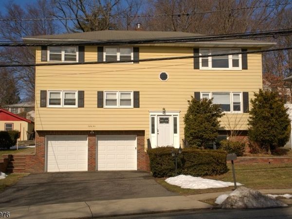 85 Rock Rd, Hawthorne, NJ 07506