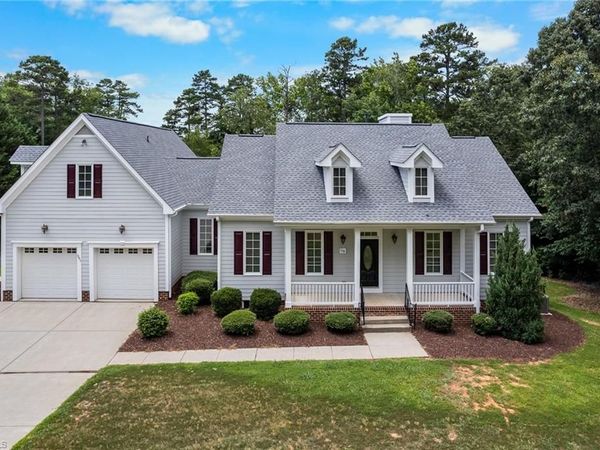 591 Emerald Isle Court , Lexington, NC 27292