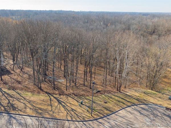 208 Bradford Street , Catoosa, OK 74015