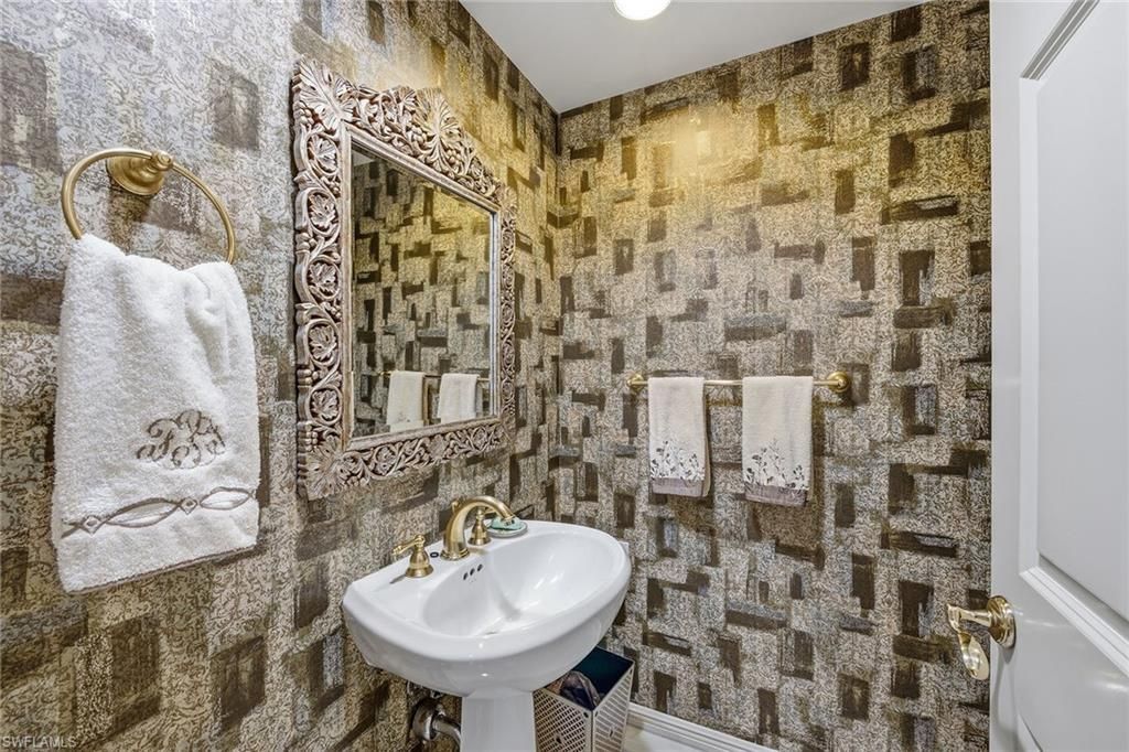 7225 Pelican Bay Blvd, Unit 305, Naples, FL 34108 Photo
