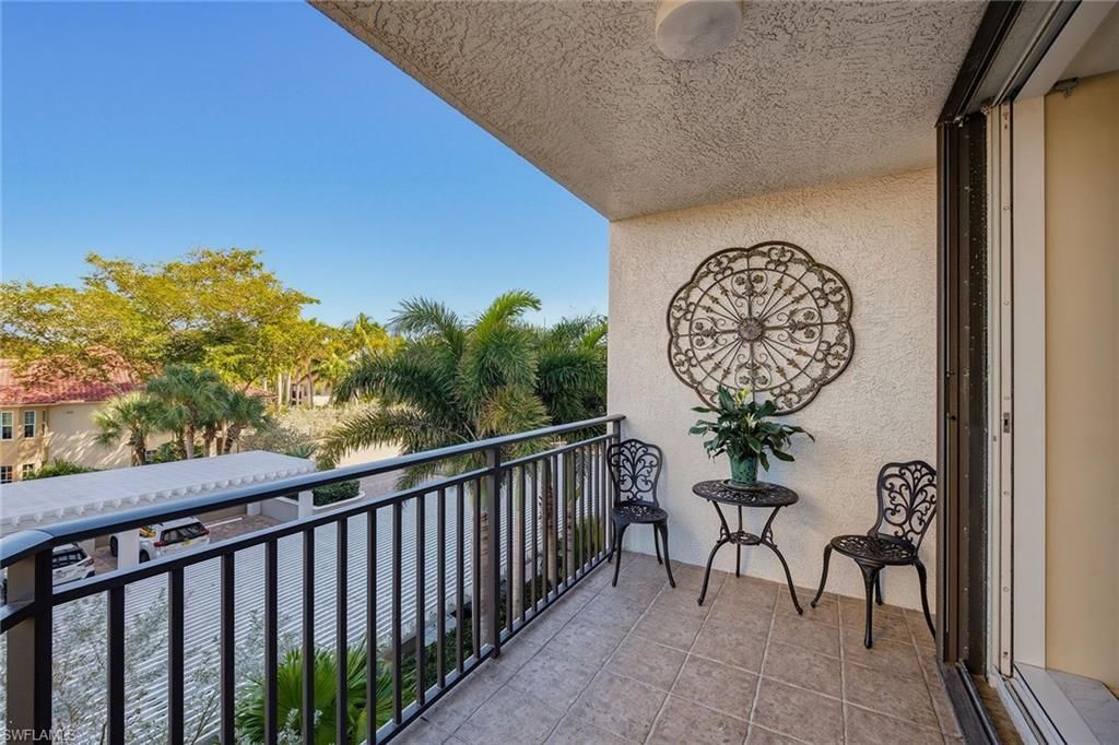 7225 Pelican Bay Blvd, Unit 305, Naples, FL 34108 Photo