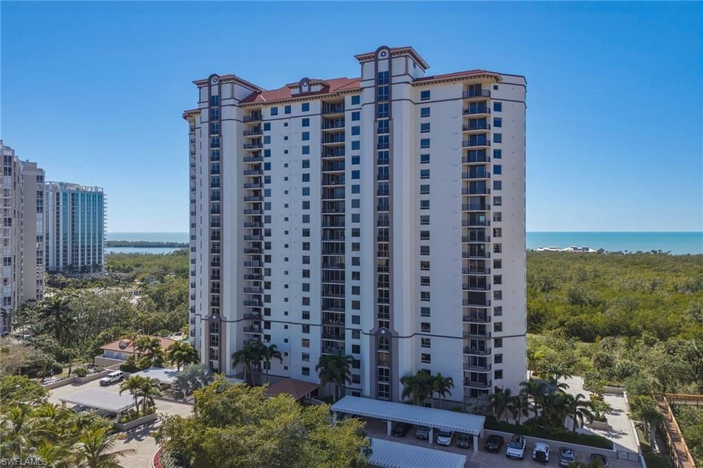 7225 Pelican Bay Blvd, Unit 305, Naples, FL 34108 Photo