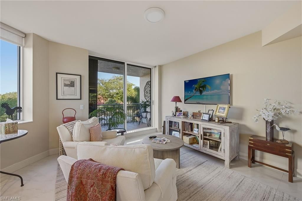 7225 Pelican Bay Blvd, Unit 305, Naples, FL 34108 Photo
