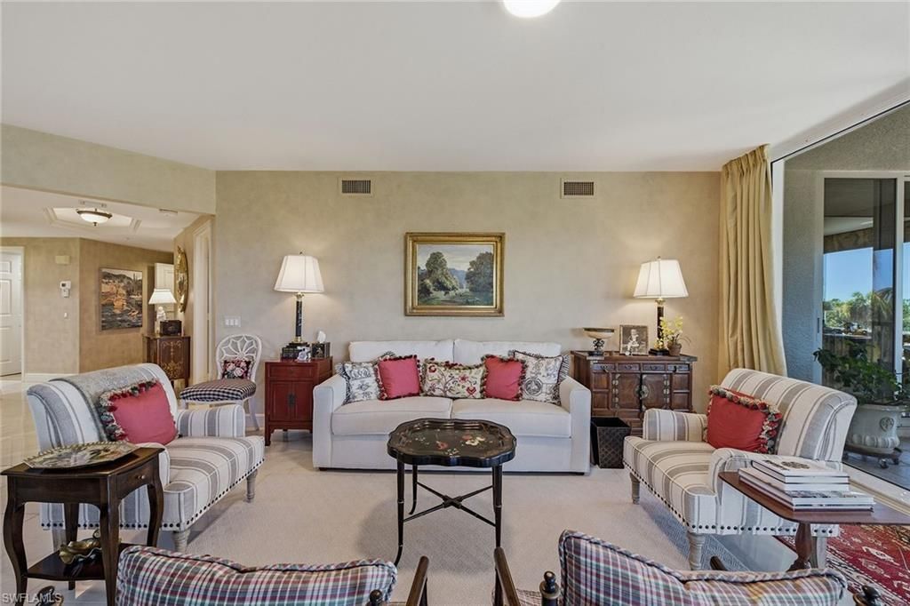 7225 Pelican Bay Blvd, Unit 305, Naples, FL 34108 Photo