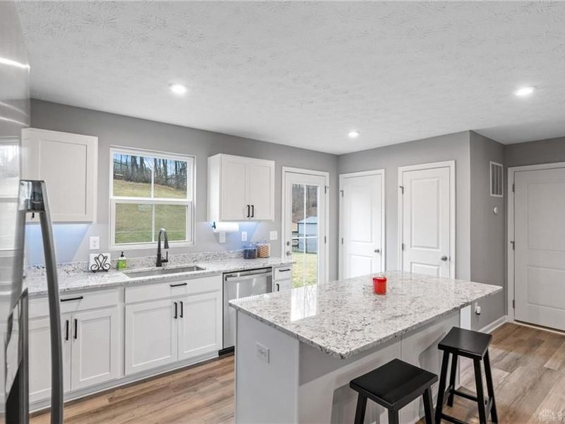 4698 Jessica Suzanne Drive, Morrow, OH 45152 Photo 12