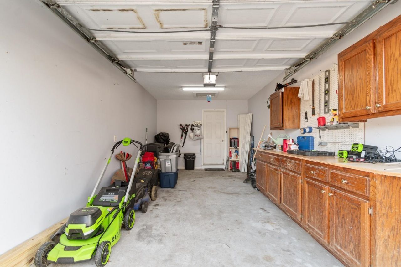 2634 Temperance Dr.  Photo 26