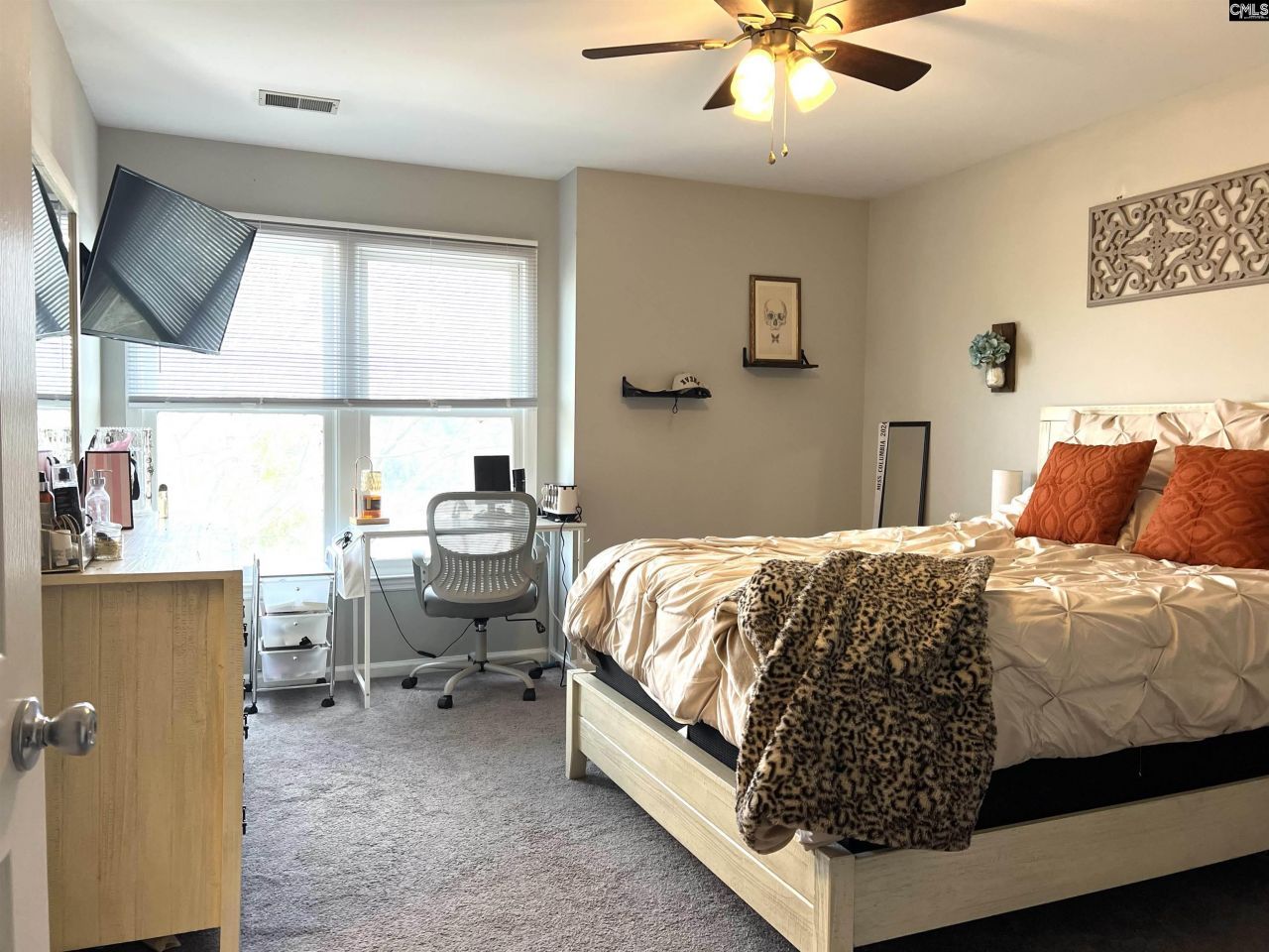 210 River Bluff Way Photo 5