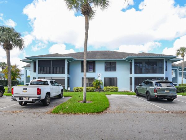 950 S Kanner Highway, Unit 905, Stuart, FL 34994