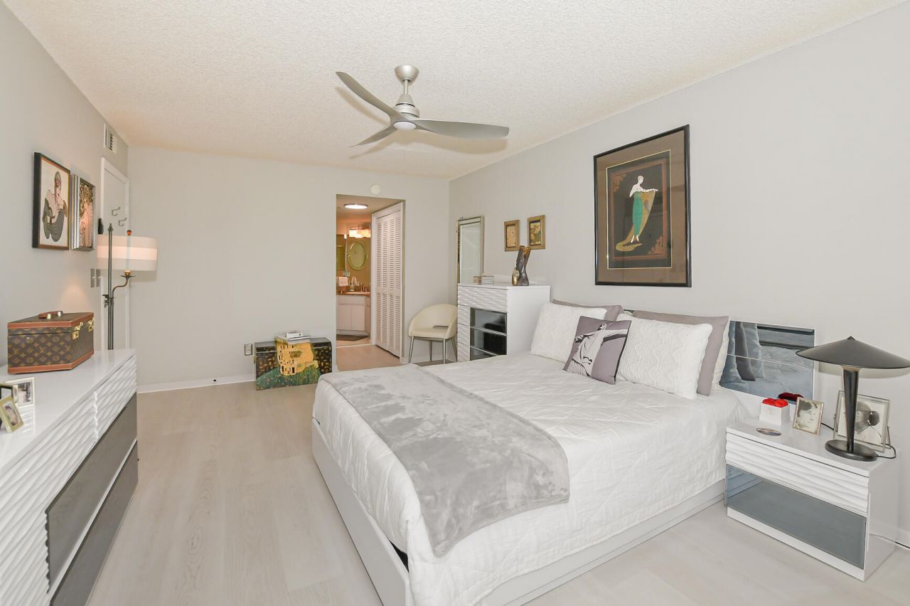 950 S Kanner Highway, Unit 905, Stuart, FL 34994 Photo