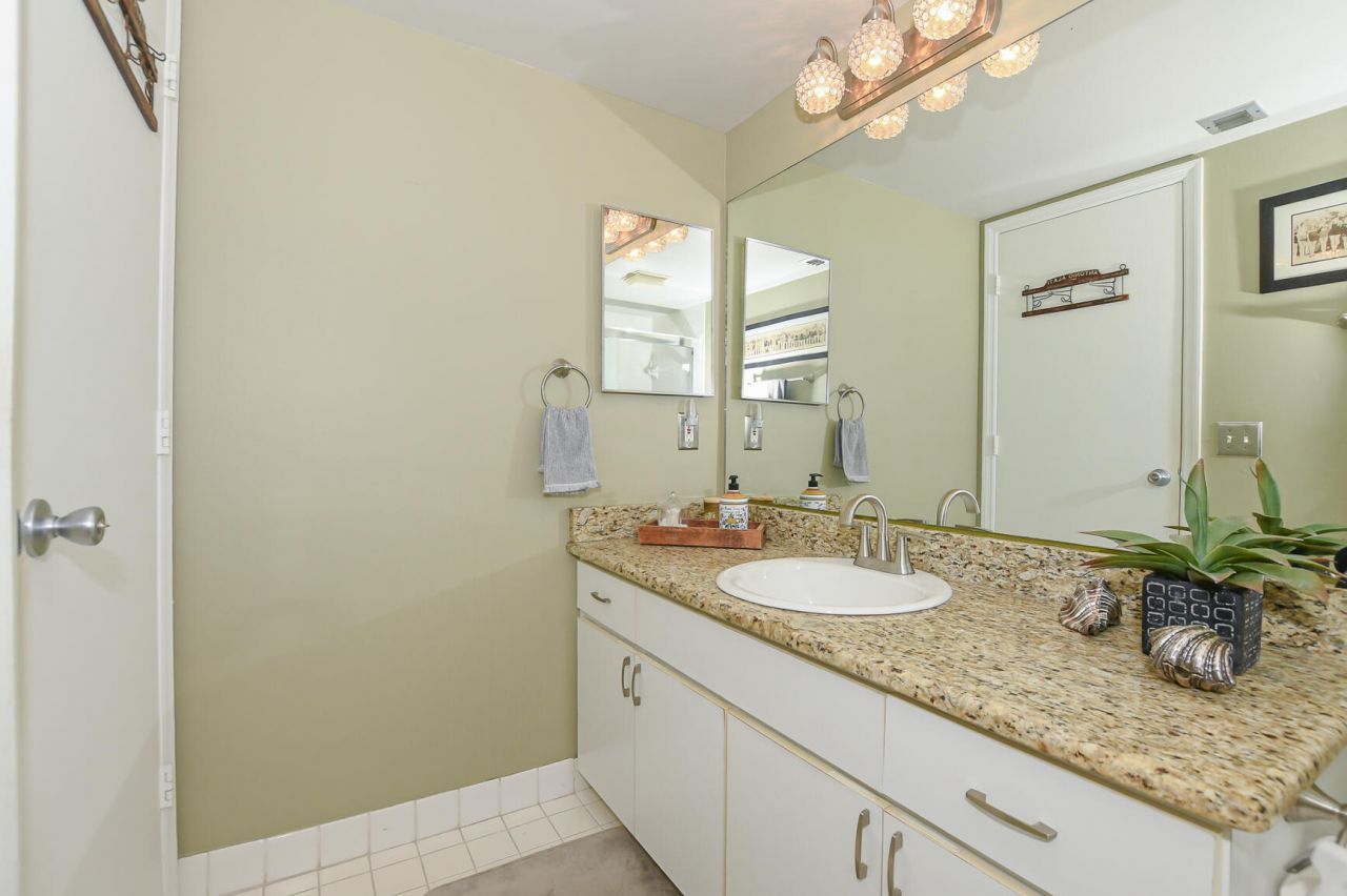 950 S Kanner Highway, Unit 905, Stuart, FL 34994 Photo