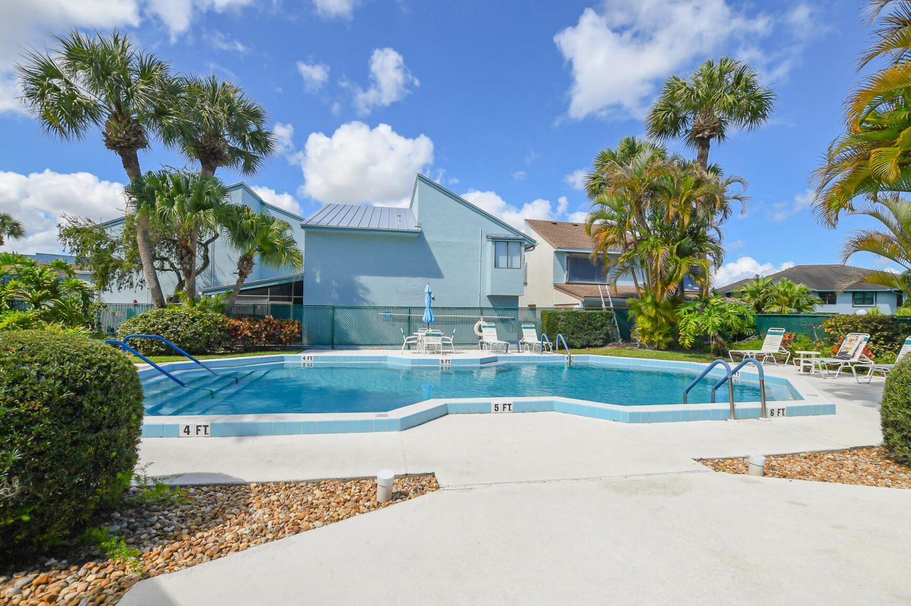 950 S Kanner Highway, Unit 905, Stuart, FL 34994 Photo