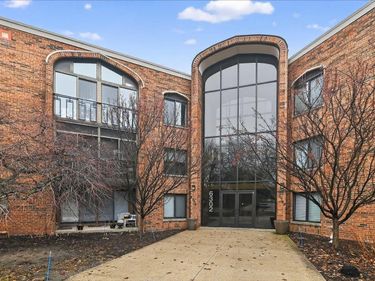 6302 Mineral Point Road, Unit 306, Madison, WI 53705