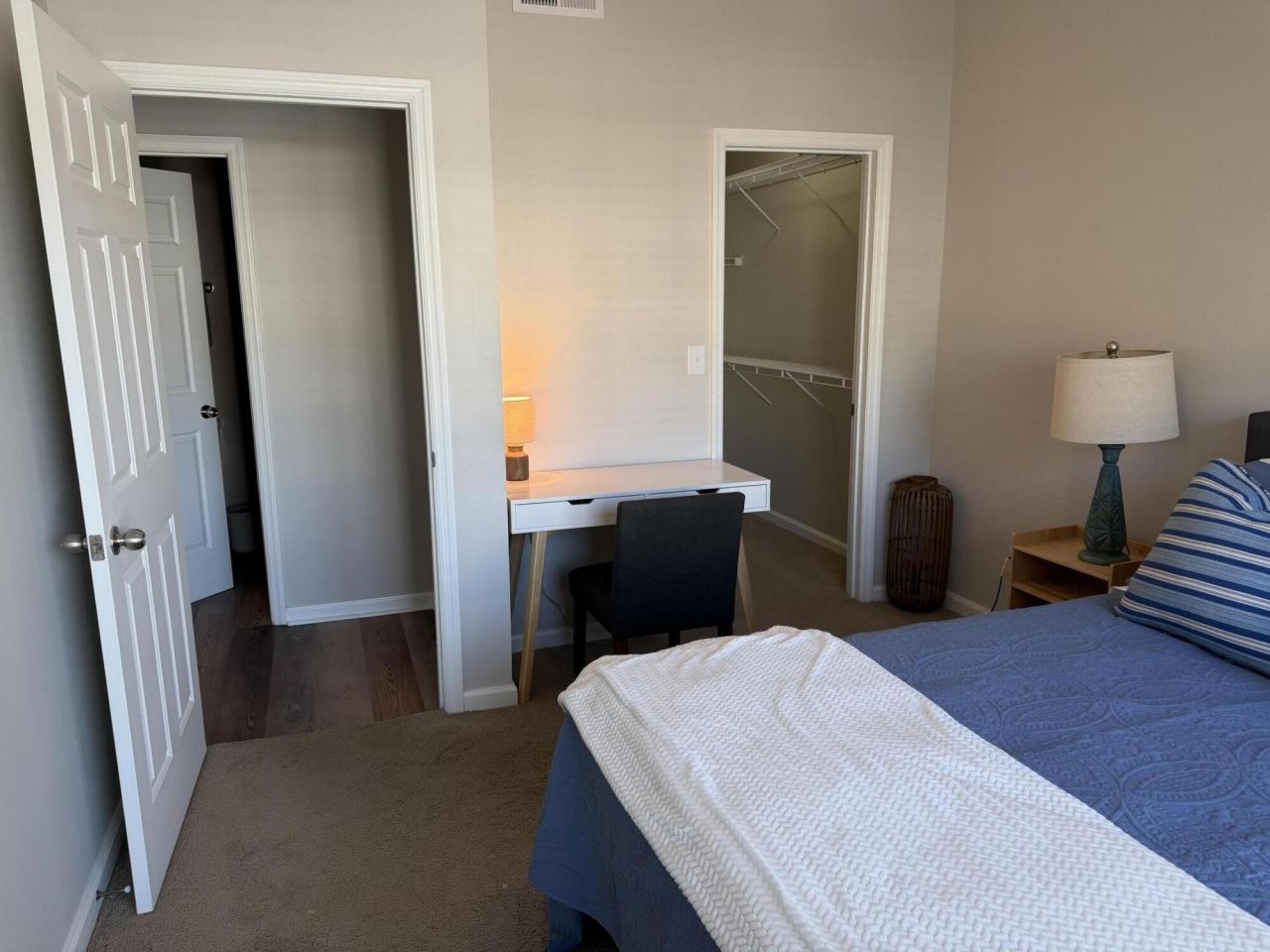 700 Daniel Ellis Drive Photo 12