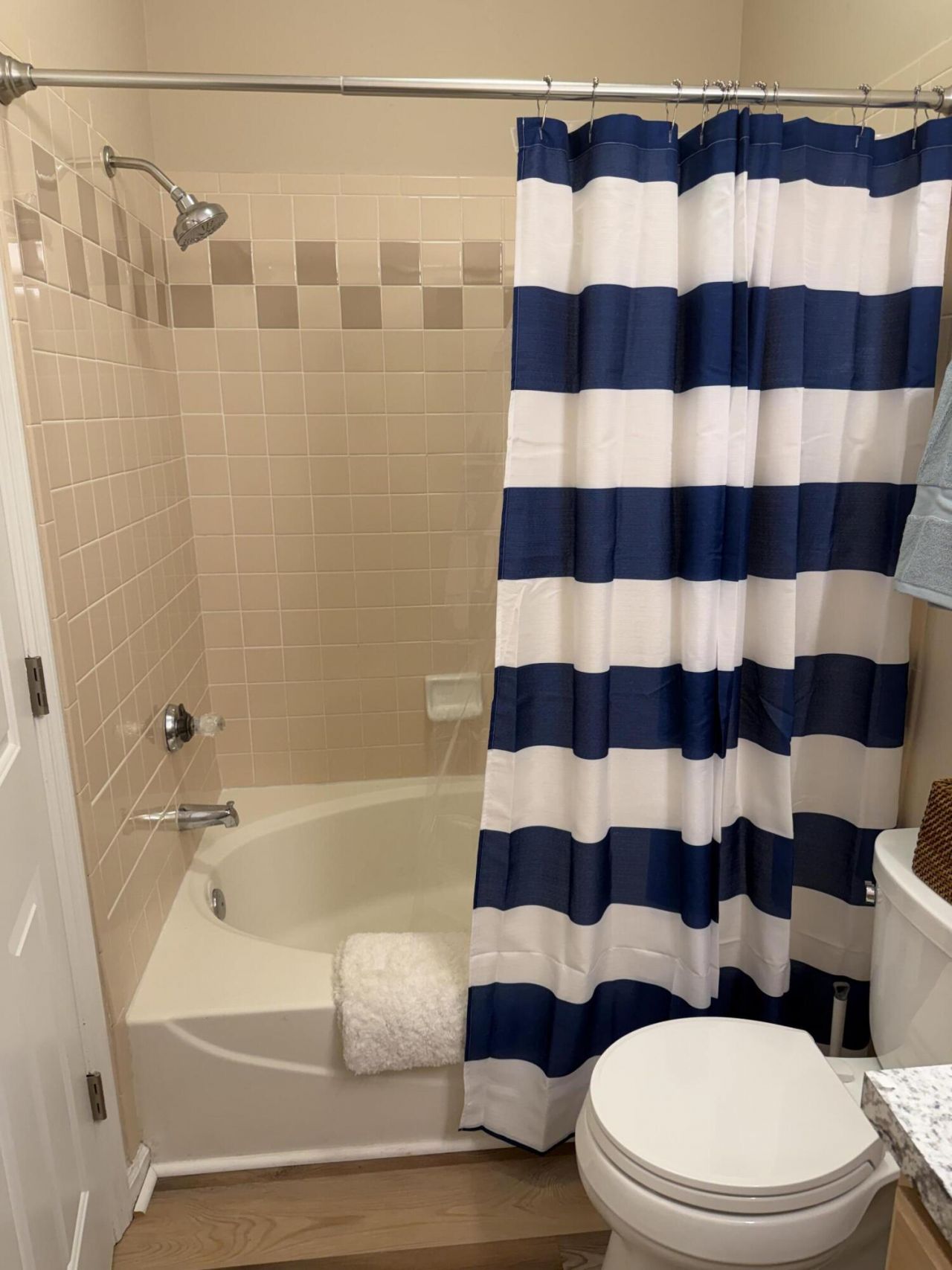 700 Daniel Ellis Drive Photo 9