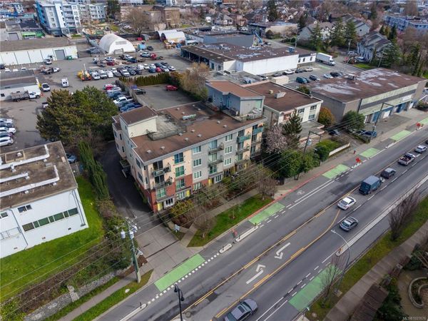 356 Gorge Rd E, Unit 407, Victoria, BC V8T 2W2