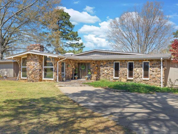 201 10th Ave NW, Red Bay, AL 35582