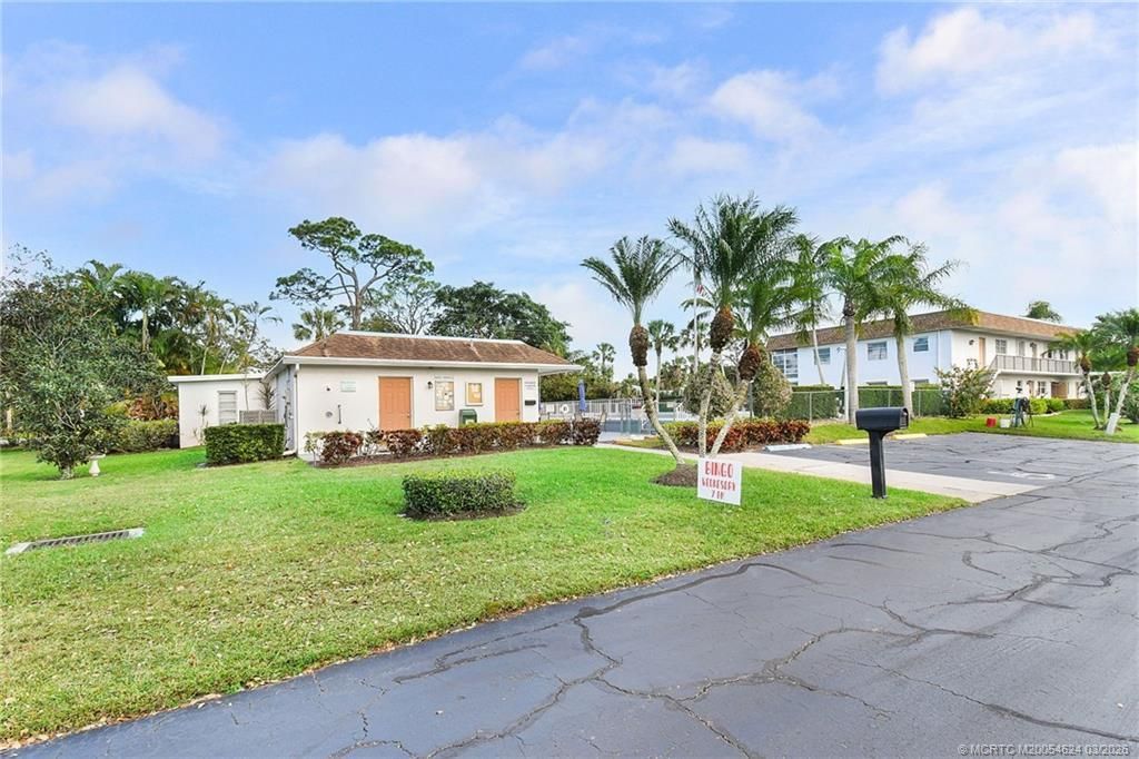 2950 SE Ocean Boulevard, Unit 4-4, Stuart, FL 34996 Photo