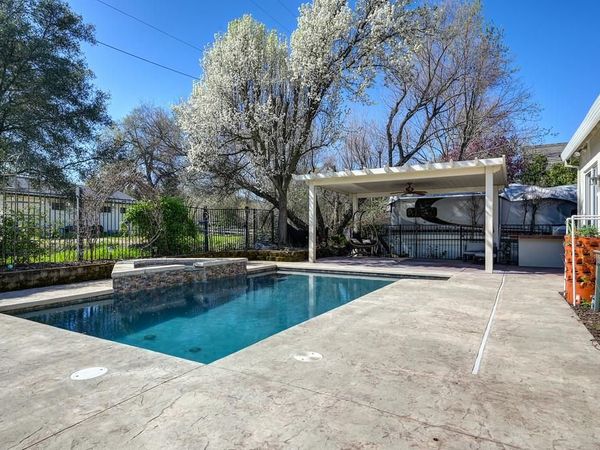 5363 Brookfield Cir, Rocklin, CA 95677