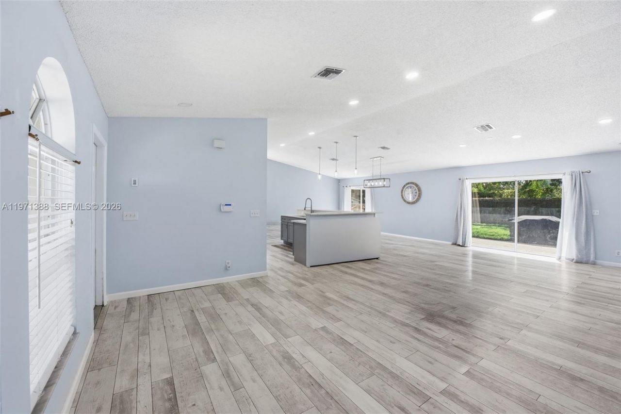 3810 NW 58th St, Coconut Creek, FL 33073 Photo