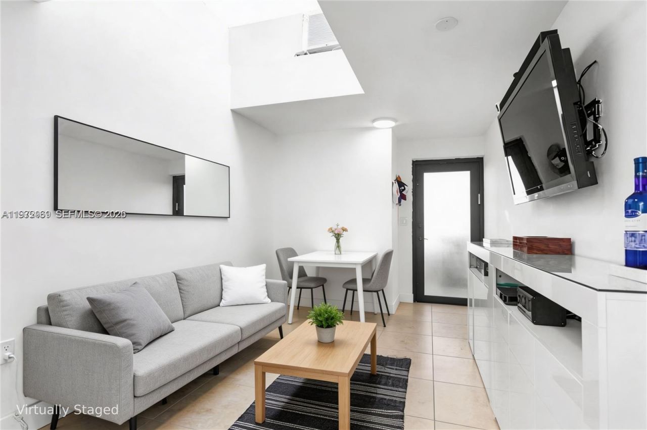 19500 Turnberry Way , Unit 5F, Aventura, FL 33180 Photo