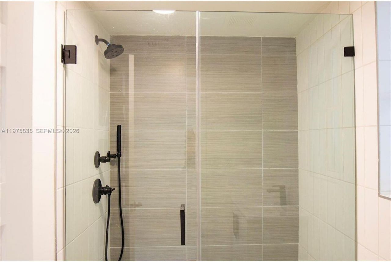 1000 7th Street , Miami Beach, FL 33139 Photo