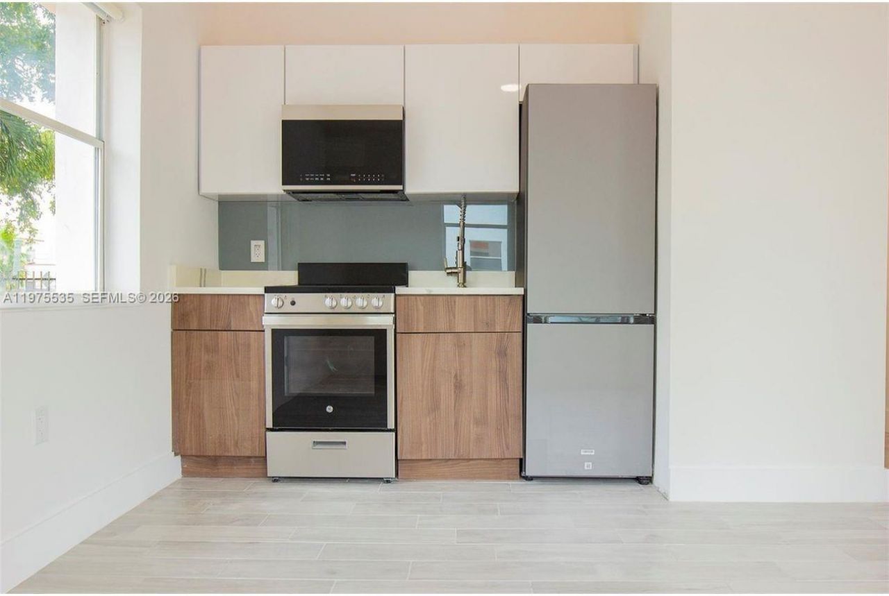 1000 7th Street, Miami Beach, FL 33139 Photo