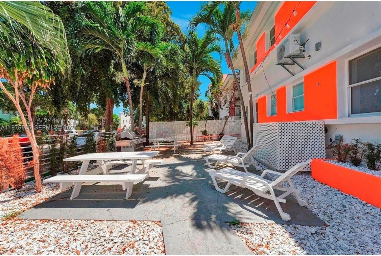 1000 7th Street, Miami Beach, FL 33139 Photo