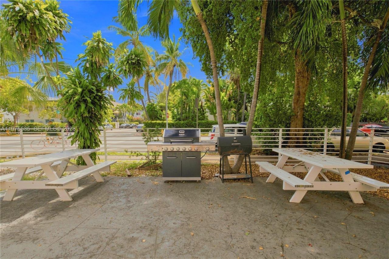 1000 7th Street, Miami Beach, FL 33139 Photo
