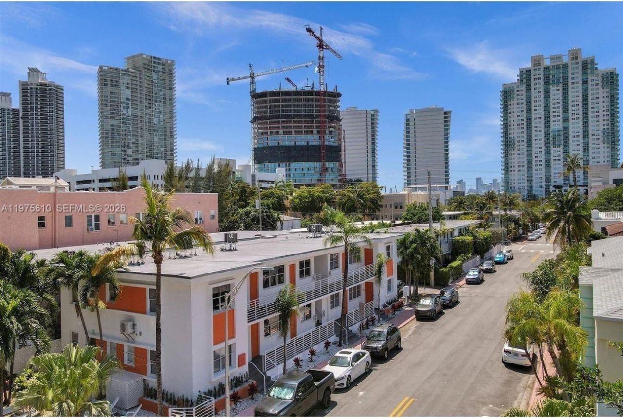 1000 7th St , Miami Beach, FL 33139 Photo