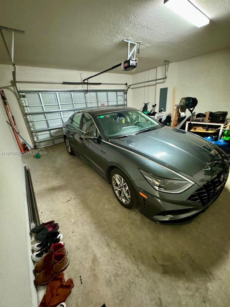 4334 Ficus St , Hollywood, FL 33021 Photo