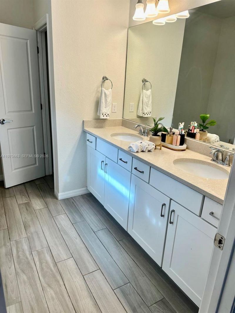 4334 Ficus St , Hollywood, FL 33021 Photo