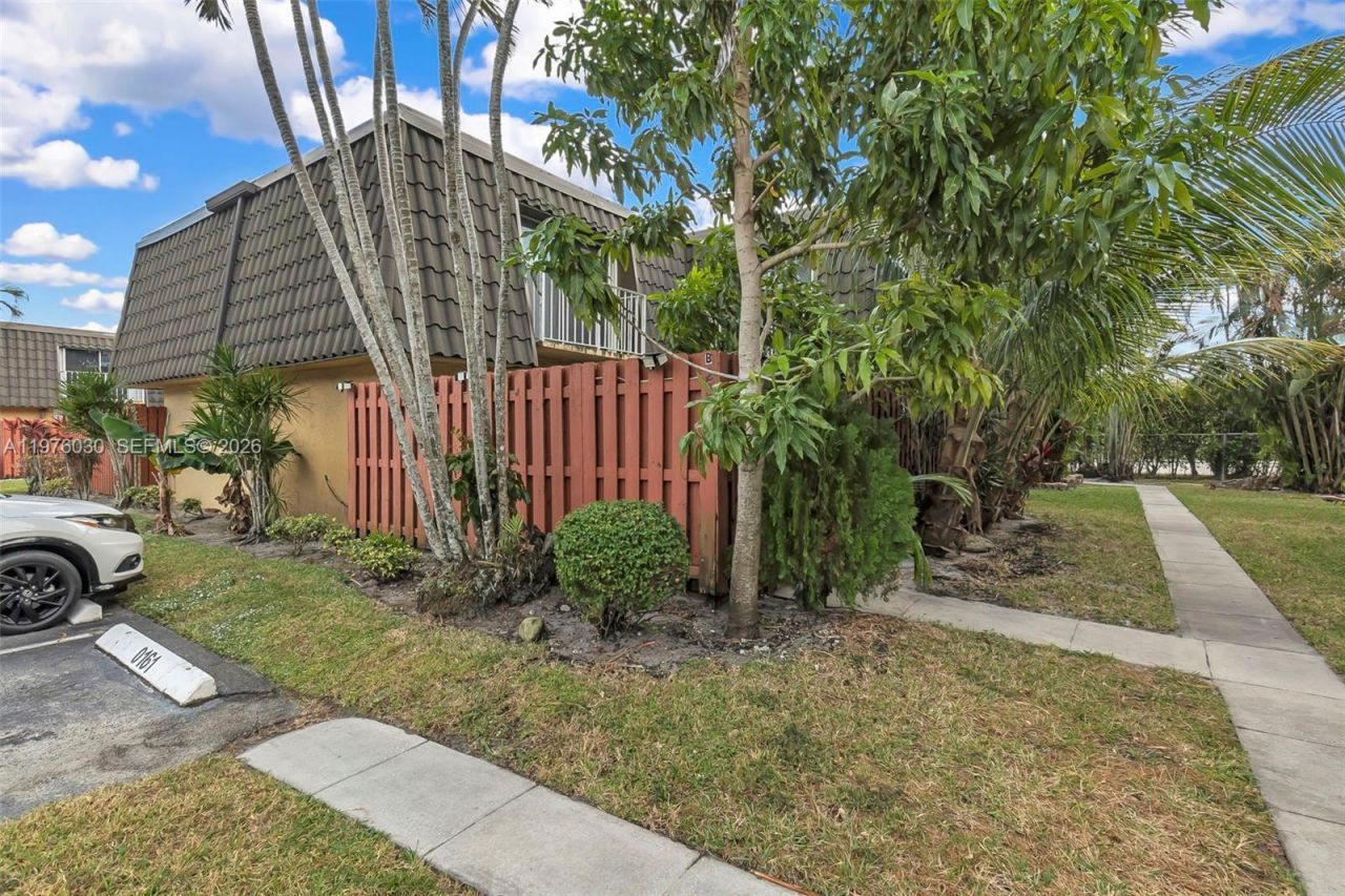 22168 Boca Rancho Dr , Unit B, Boca Raton, FL 33428 Photo