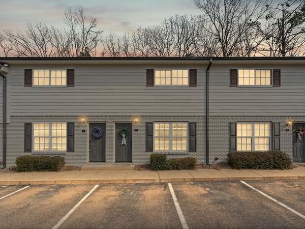 49 1802 Jackson Avenue West, Oxford, MS 38655