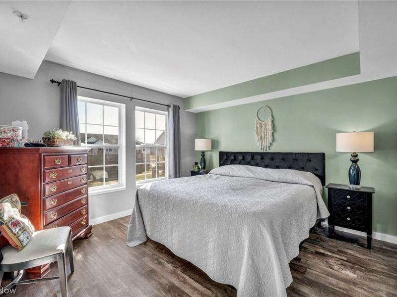 23002 Chandlers Lane, Olmsted Falls, OH 44138 Photo 20