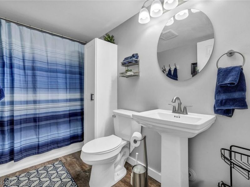 23002 Chandlers Lane, Olmsted Falls, OH 44138 Photo 28