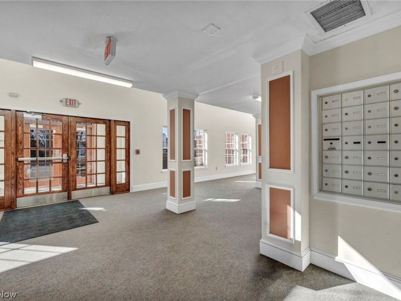 23002 Chandlers Lane, Olmsted Falls, OH 44138 Photo 34