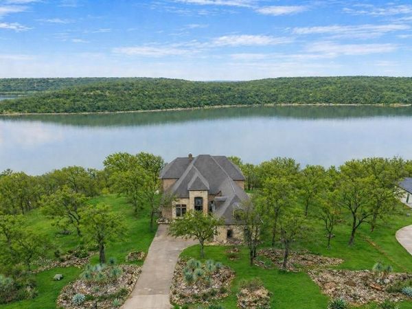 235 Grand Harbor Boulevard, Chico, TX 76431