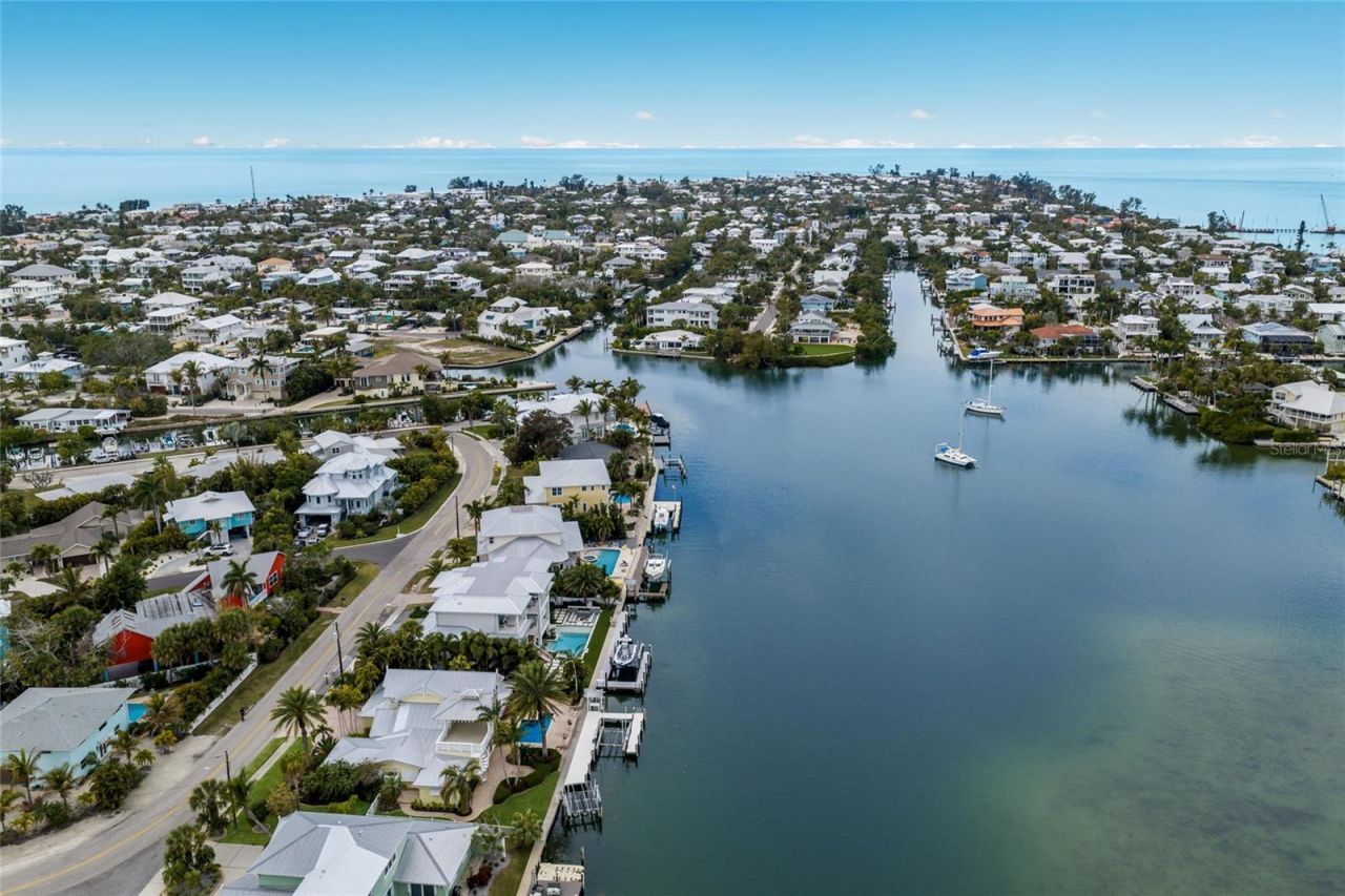 8321 Marina Drive, Holmes Beach, FL 34217 Photo