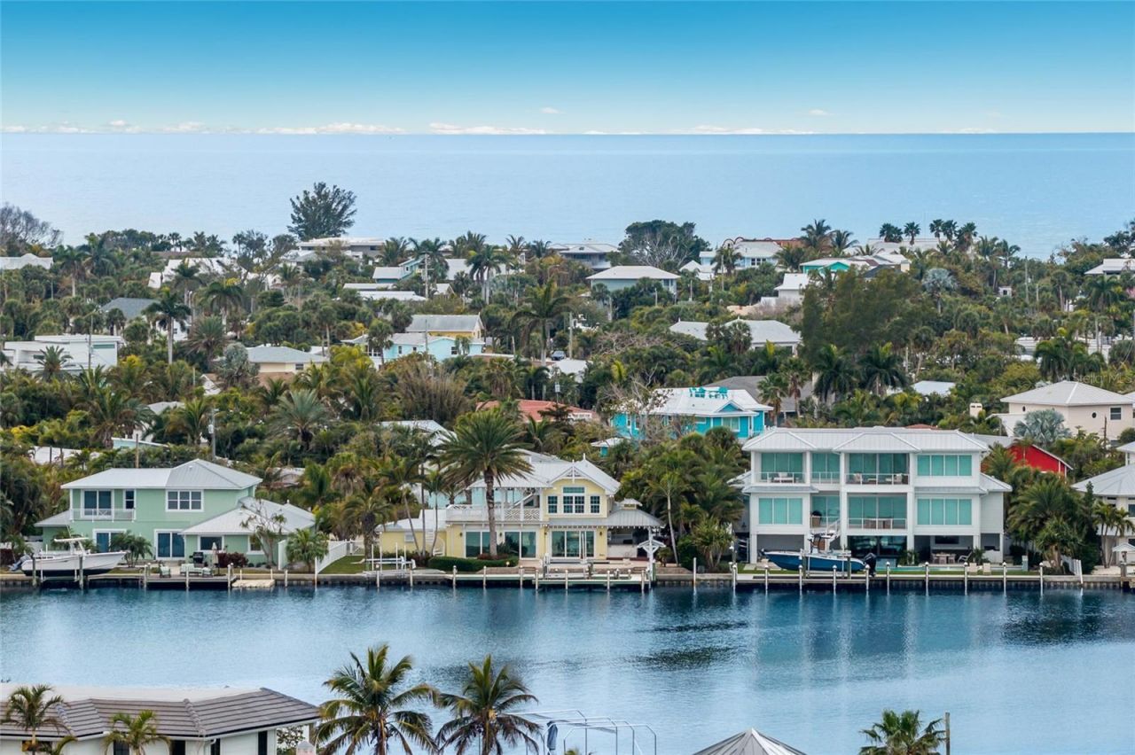 8321 Marina Drive, Holmes Beach, FL 34217 Photo