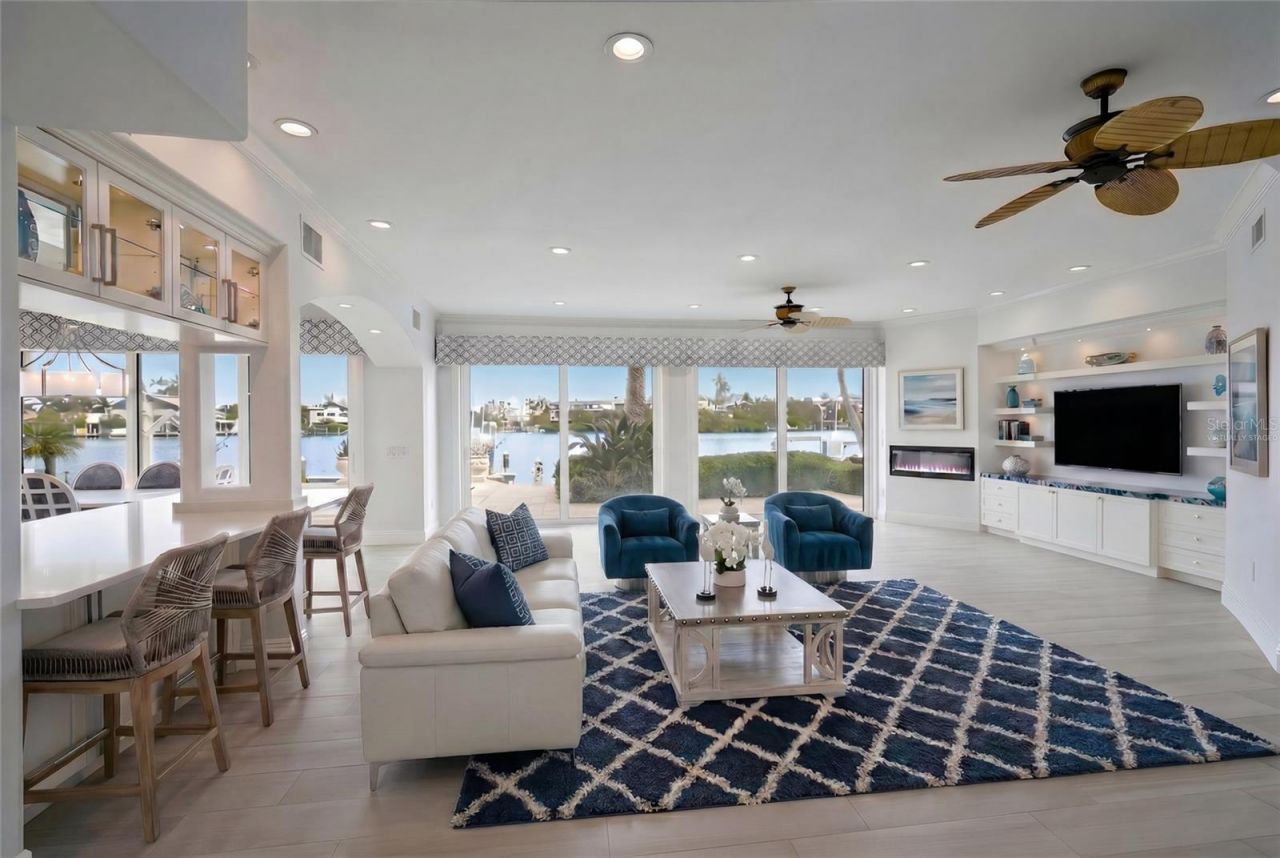 8321 Marina Drive, Holmes Beach, FL 34217 Photo
